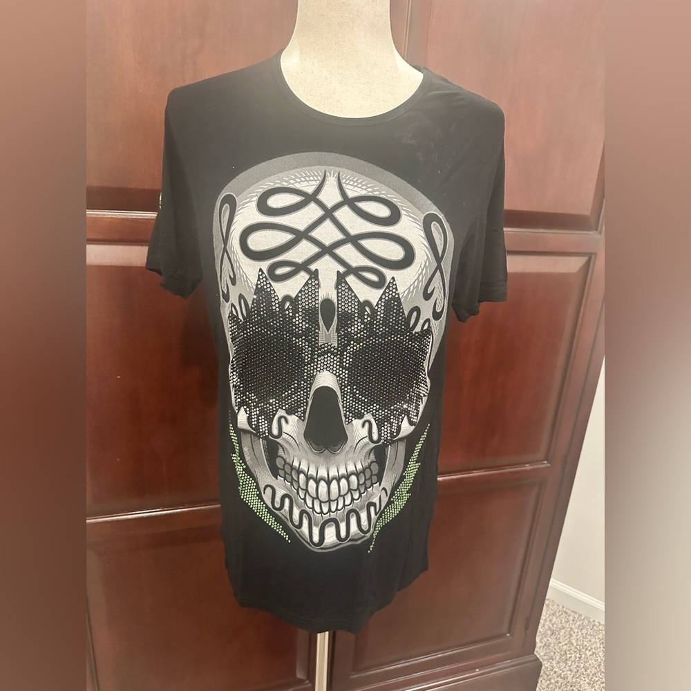 Ay Guey Men’s Black Graphic Skull T-Shirt